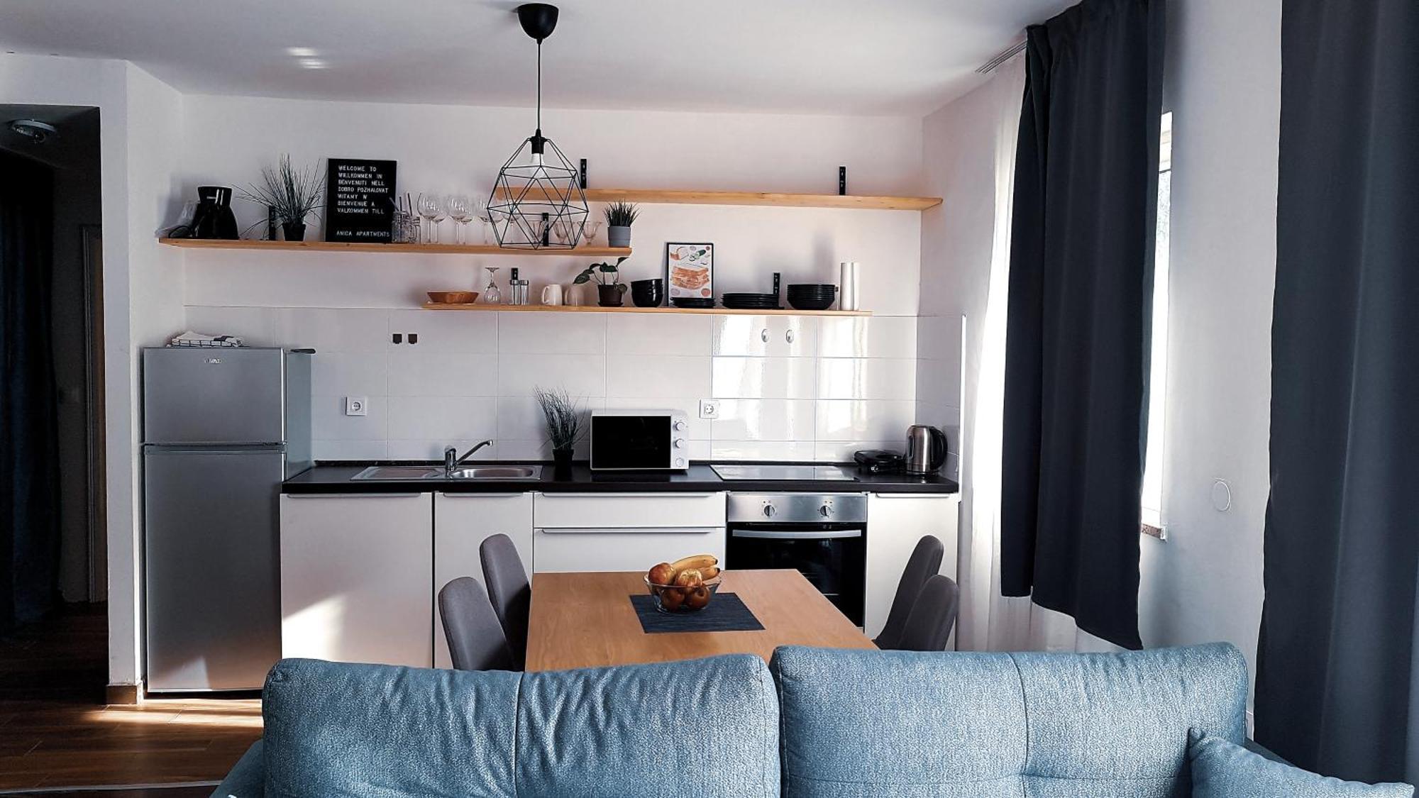 Anica Apartment *